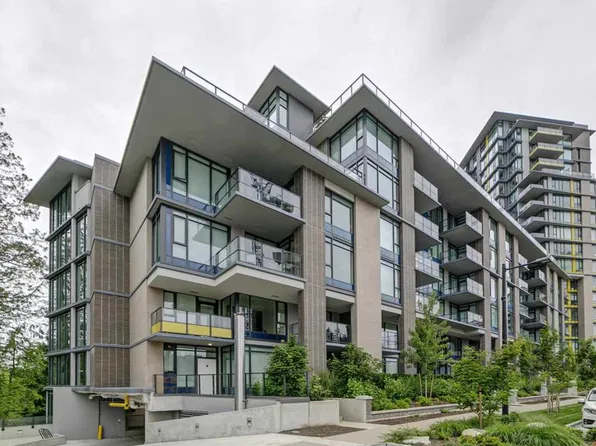 8850 University Cres #513, Burnaby, BC V5A 0C8