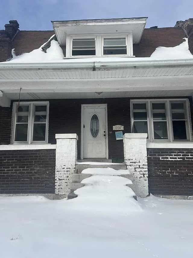 3 bed, 1489 sqft, $695 — Photo 2