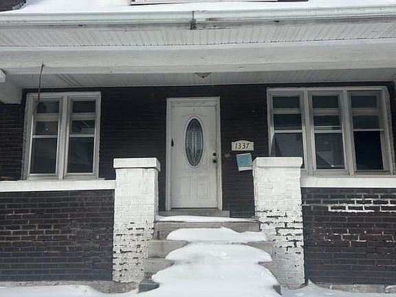 2nd image of 1337 Walton Ave