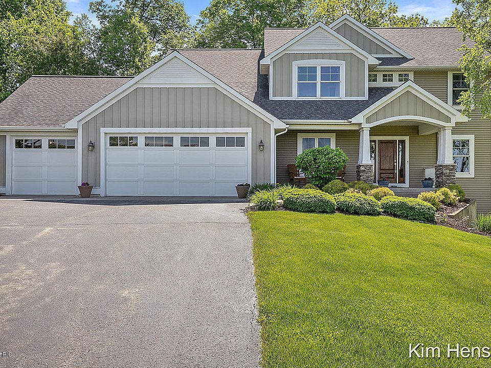 1st image of 8620 Olde Meadow Dr NE