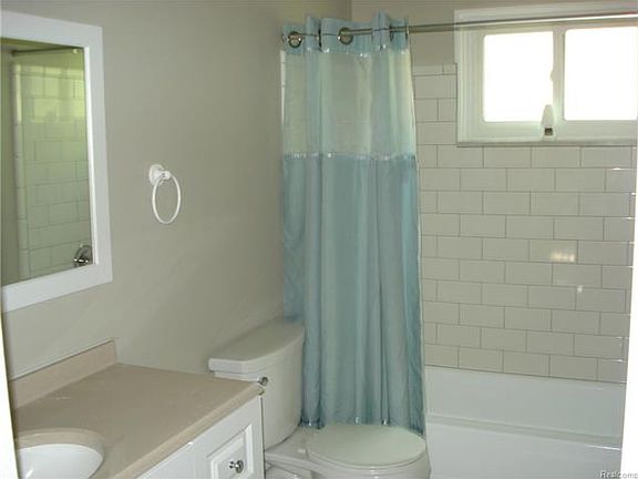 5th image of 1383 Laurel Valley Dr #1
