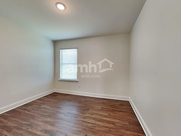 689 Alcovy Mill Park — Photo 24