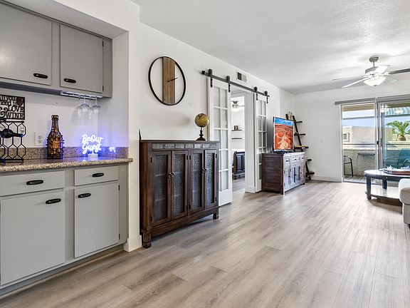 2nd image of 4150 E Cactus Rd Unit 205