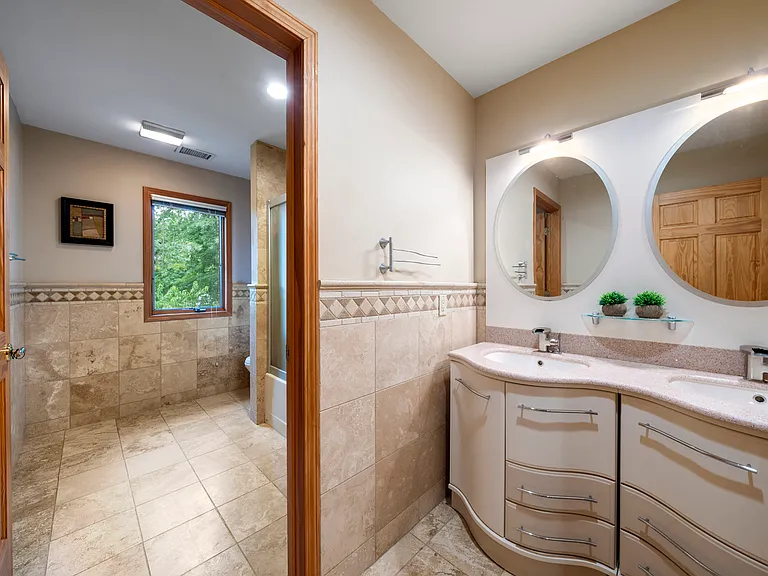 325 Cooper Pl — Photo 23