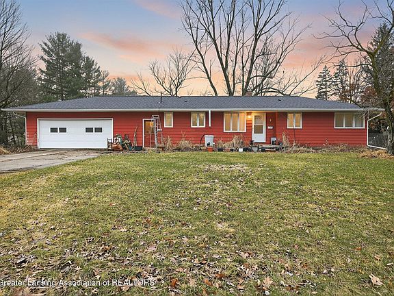 3rd image of 3116 Manley Dr