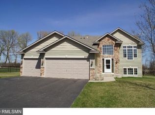 20824 Goldenrod Ln, Rogers, MN 55374
