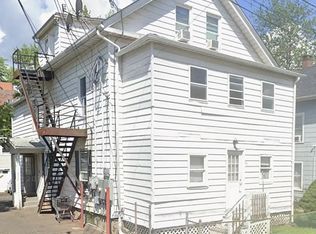 88 Twiss St #3, Meriden, CT 06450