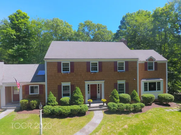 17 Hemlock Ln, Kinnelon, NJ 07405