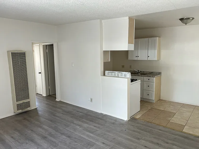 3332 Drew St #3 — Photo 3