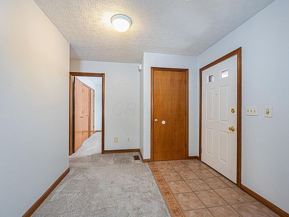 5th image of 1463 Clovenstone Dr