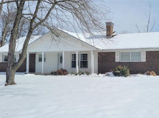 393 Martin Field Ct, Villa Ridge, MO 63089