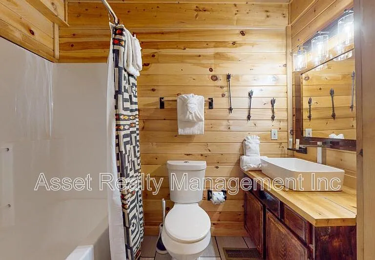 2632 Camden Way — Photo 13