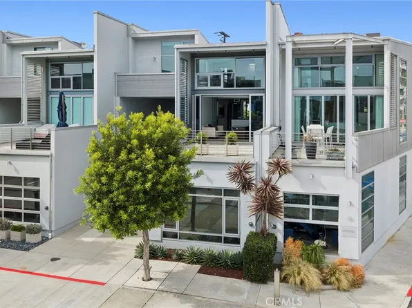 517 30th St, Newport Beach, CA 92663
