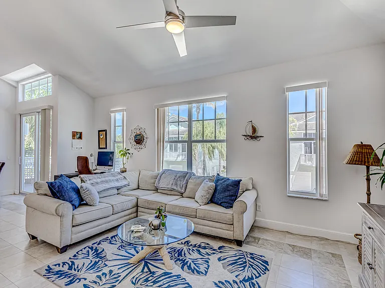 1701 Mizzenmast Way — Photo 2