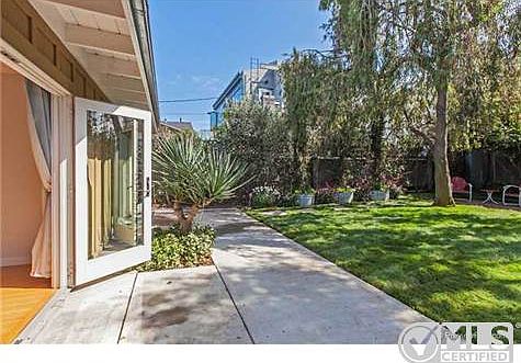 5th image of 4027 Jackdaw St