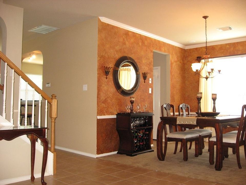 1st image of 2208 Heritage Well Ln