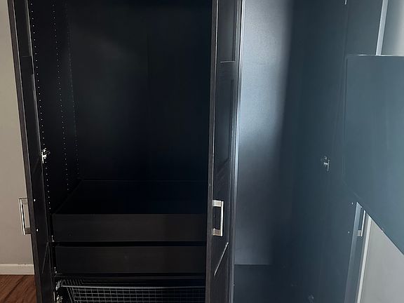 4th image of 4616 Ohio St APT 1