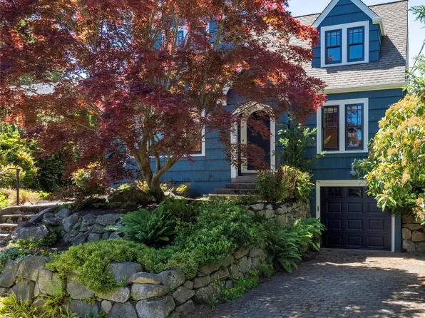 2923 27th Avenue W, Seattle, WA 98199