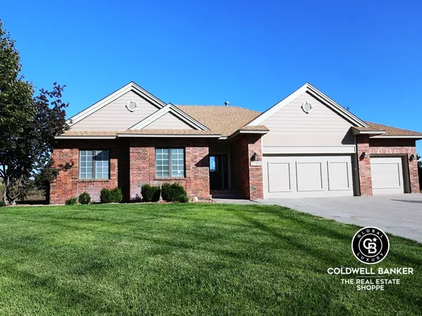 1704 Grandview Dr E, Garden City, KS 67846