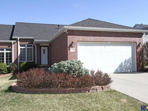 2804 Lawson Dr, Lincoln, NE 68516