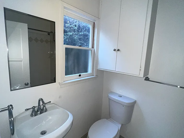 2420 34th St #2422 — Photo 35