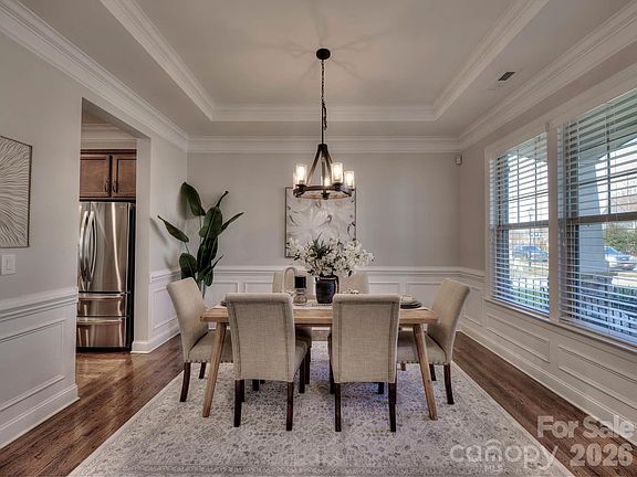5th image of 4006 Tremont Dr
