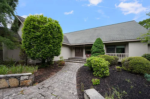 633 Chestnut Hill Rd Photo 1