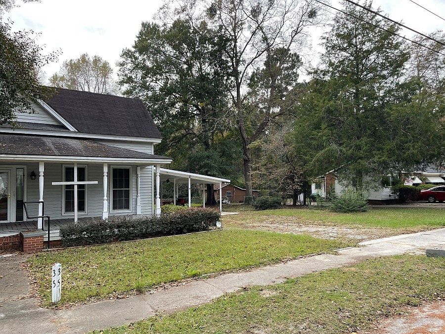 1st image of 35 Cheatham St