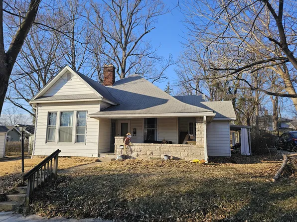 813 E University St, Bloomington, IN 47401