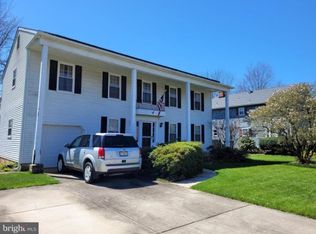 107 Yorktown Dr, Mount Laurel, NJ 08054