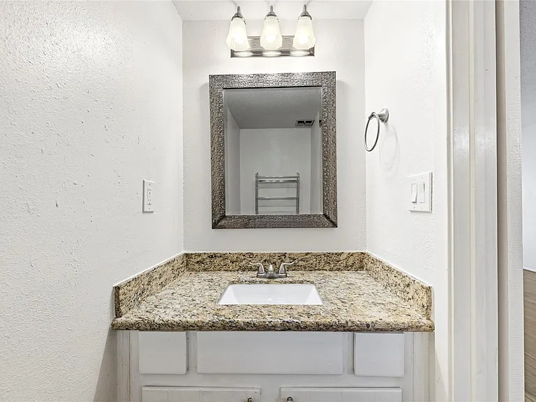 14515 Wunderlich Dr #211 — Photo 8