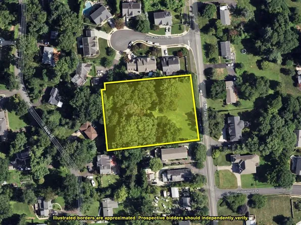 2818 Cedar Ln, Vienna, VA 22180