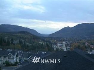 23300 Black Nugget Rd #P-5, Issaquah, WA 98029