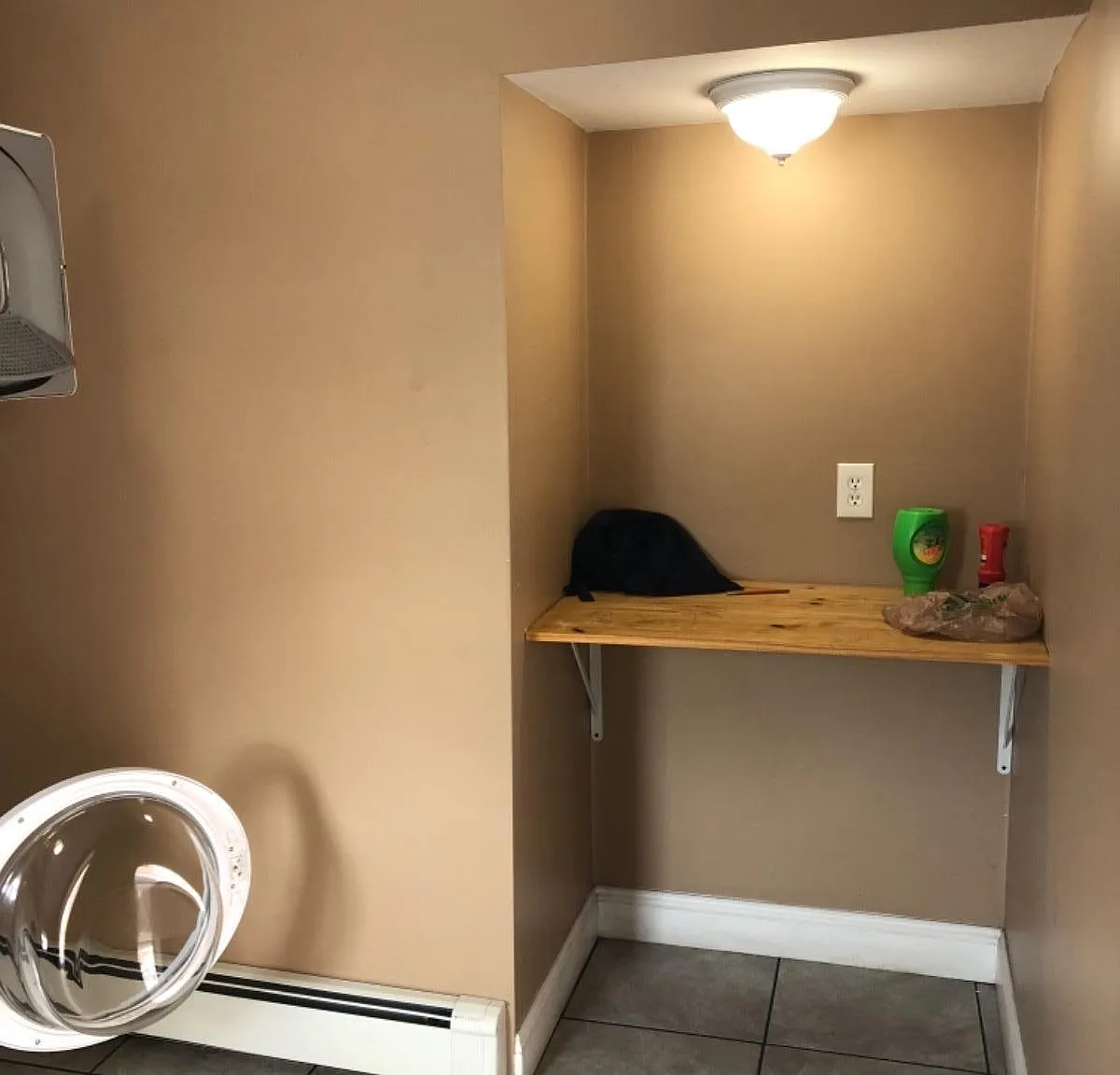 4 bed, 1400 sqft, $5,400 — Photo 1