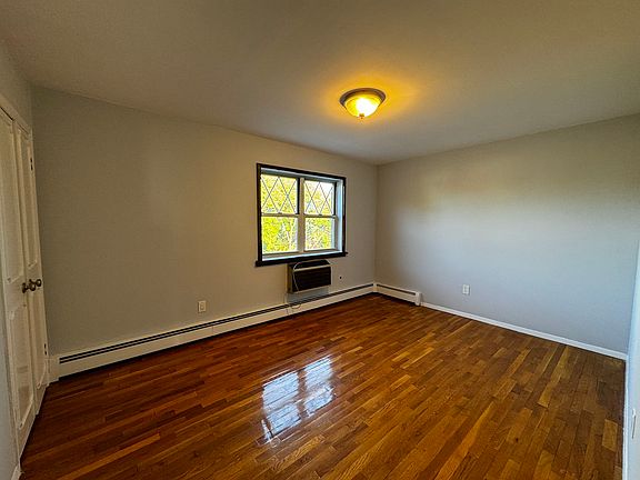 3rd image of 3124 Spencer Dr Floor 2