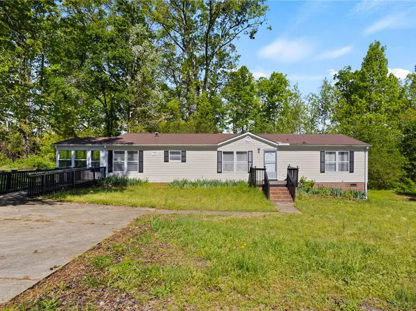 401 Walnut Crest Ct, Fountain Inn, SC 29644