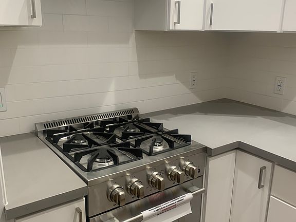 4th image of 626C Natoma St #2