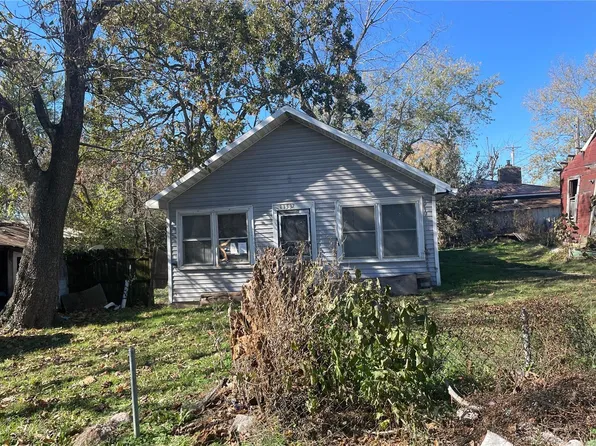 33537 Nix Dr, Eldridge, MO 65463