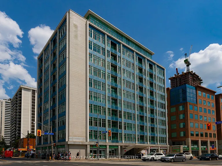 1901 Yonge St #302 — Photo 1