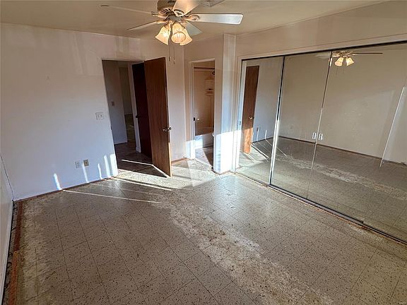 3rd image of 1642 Ross Ave