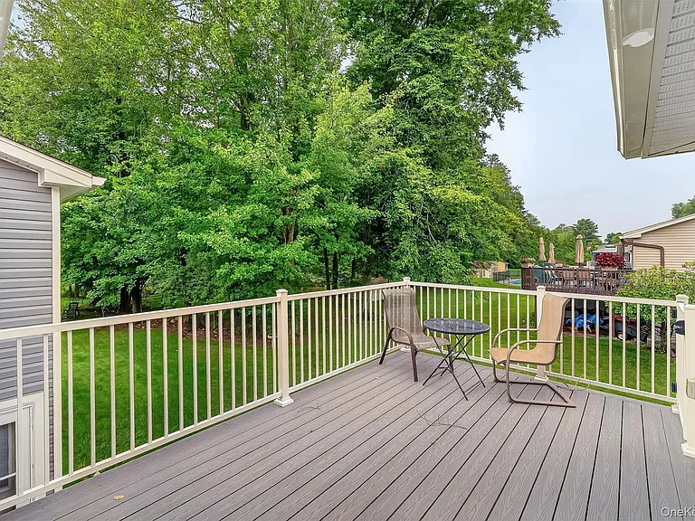 234 Betsy Ross Dr — Photo 39