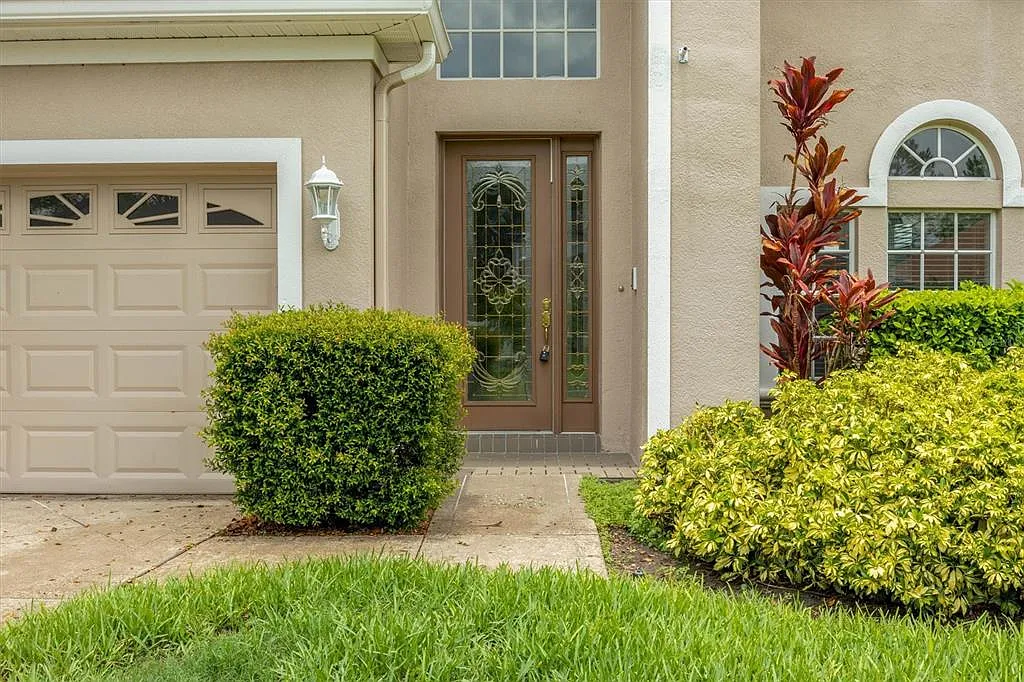 5 bed, 3.0 bath, 2858 sqft, $3,200 — Photo 4