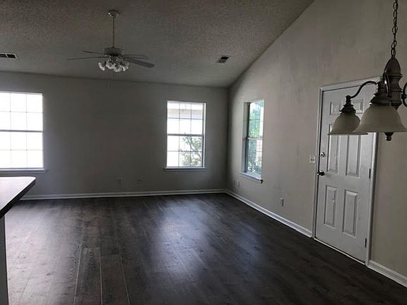 4th image of 5 Binnacle Ln