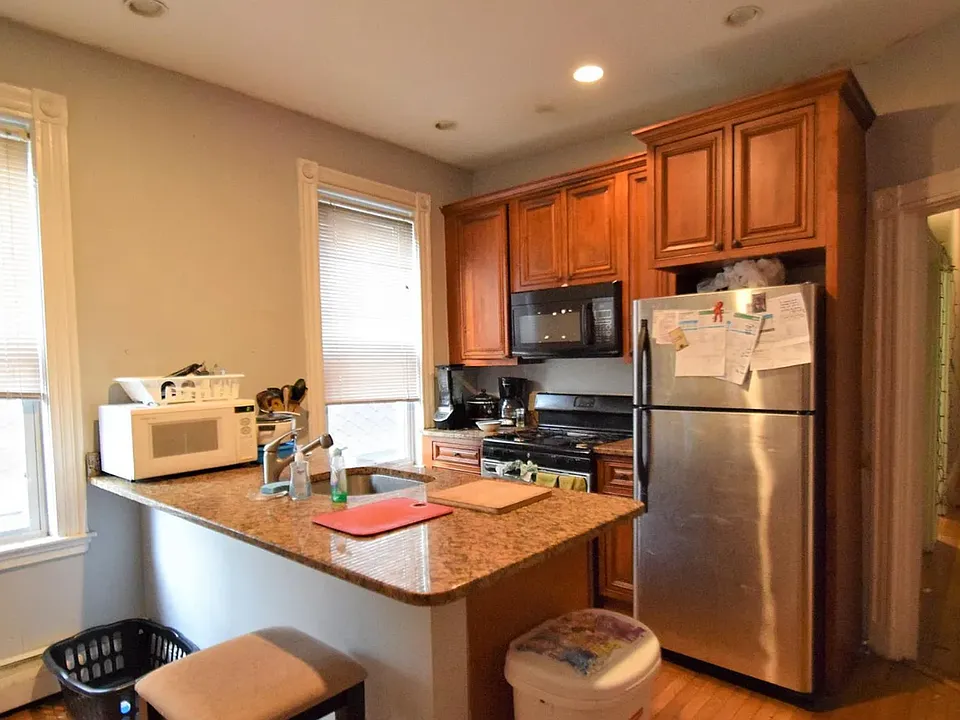 36 Cherokee St #2