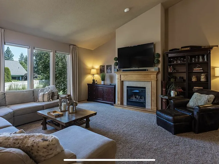 4107 E Summercrest Ct — Photo 4
