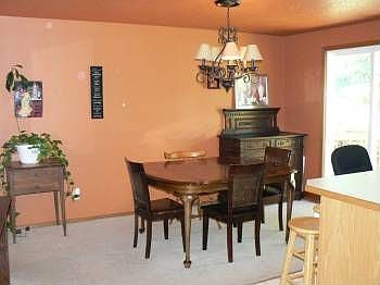 2nd image of 1262 S Cedar Loop
