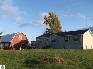 3234 W Bessinger Rd, Au Gres, MI 48703