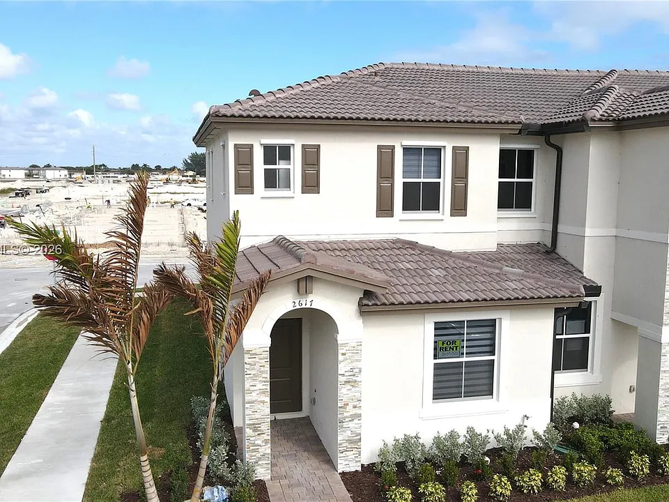 2617 SE 28th Dr #2617