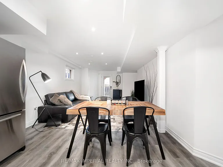 9 Caramel Cres #LOWER — Photo 4