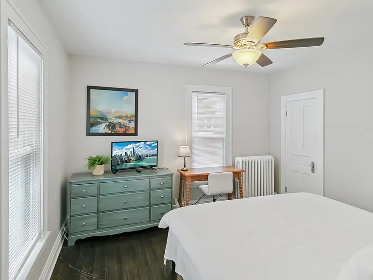 311 W Park Ave — Photo 13